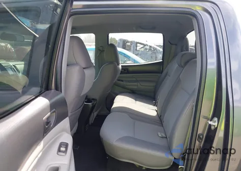 2014 Toyota Tacoma Base V6 из США, поврежденный, VIN 3TMLU4EN3EM162271